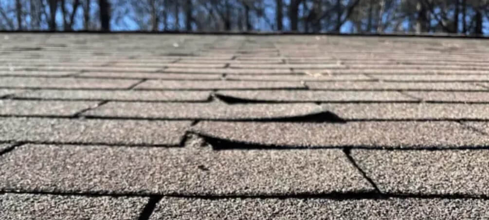 How to Replace a Roof Shingle