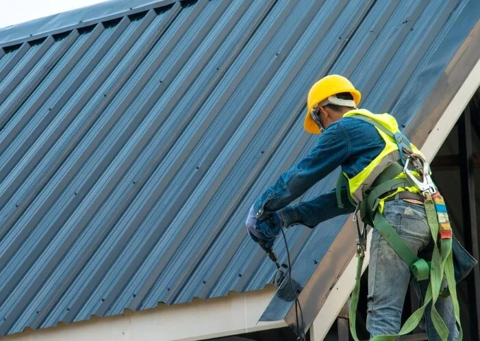 local roof repair contractor